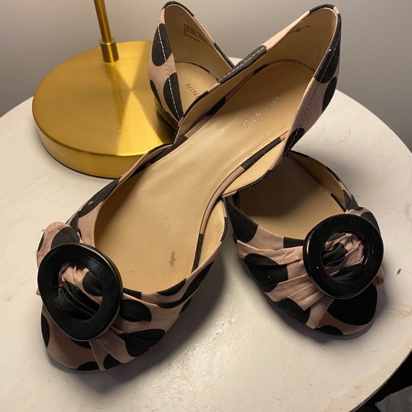 Nine West polka dot flats - sz8.5 - Picture 1 of 3